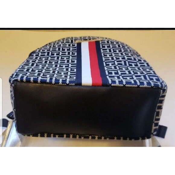 Tommy Hilfiger Logo Backpack Navy NWT main image 9
